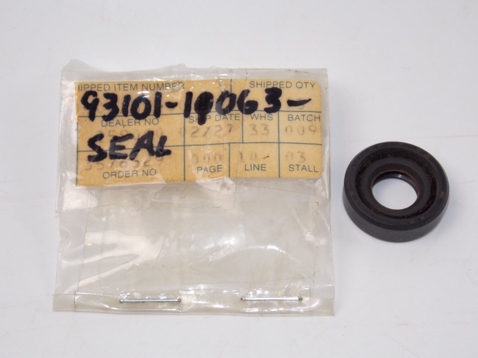 NOS YAMAHA 1973 1974 S-TYPE OIL SEAL TX750  93101-11063 - MotoRaider