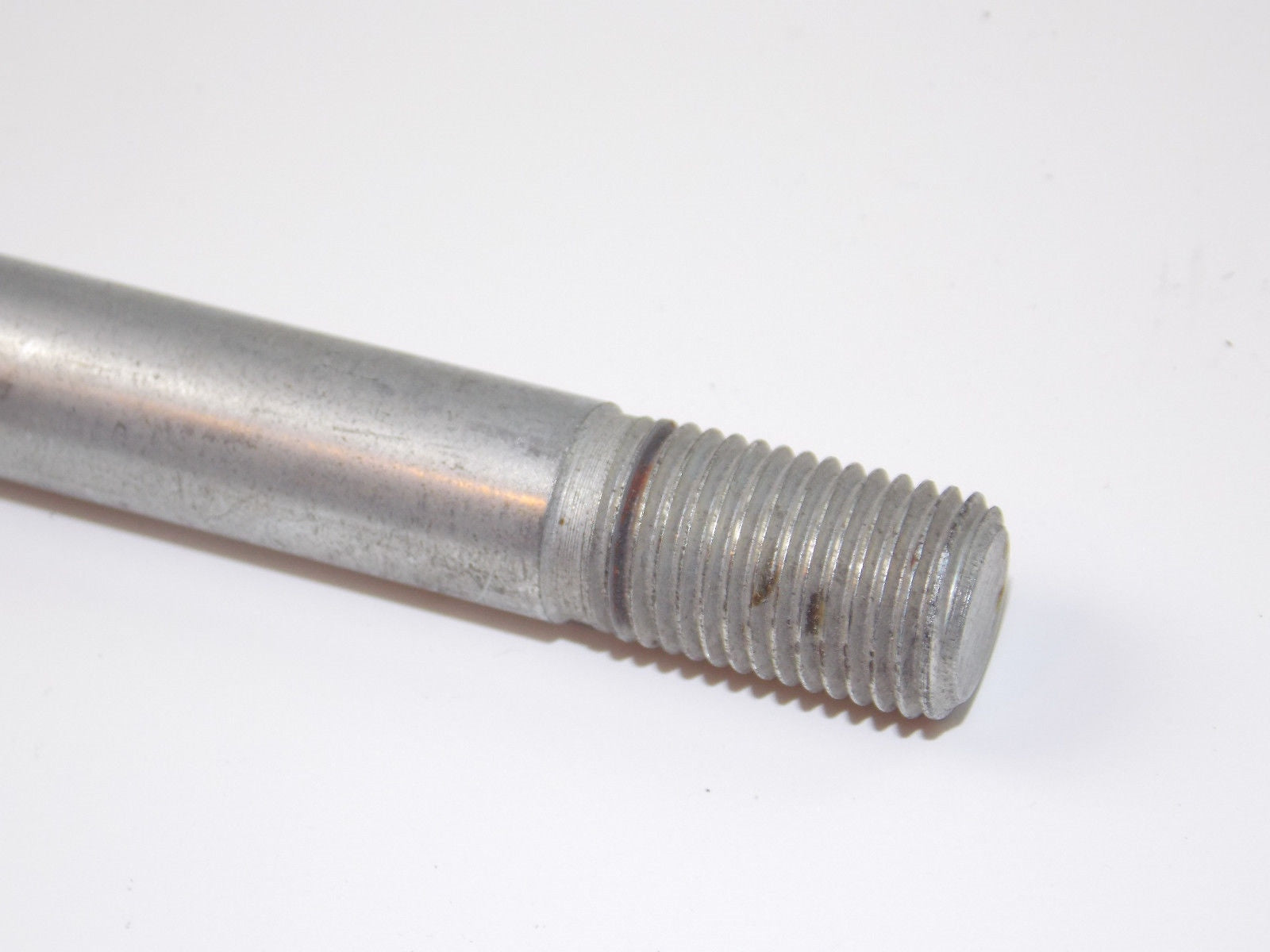 1980'S LAVERDA RGS 34250290 SWING ARM PIVOT STUD BOLT SPINDLE D=14mm L=450mm - MotoRaider