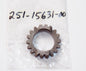 NOS GEAR KICK PINION YAMAHA 70-76 AT1B ATM1B CT1B RD200A/B/C 251-15631-00 / 01 - MotoRaider