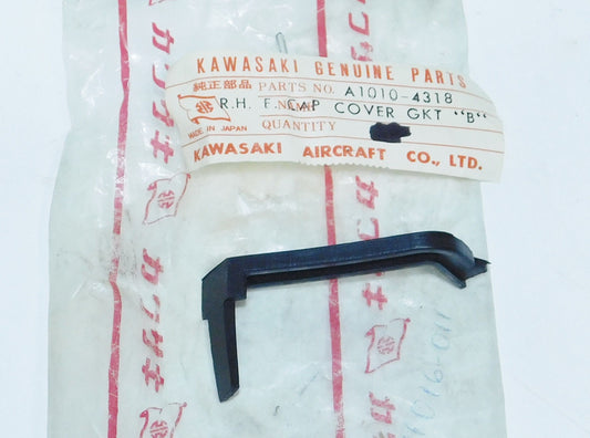 NOS KAWASAKI A1 A7 SAMURAI AVENGER RIGHT ENGINE COVER CAP GASKET A1010-4318 - MotoRaider