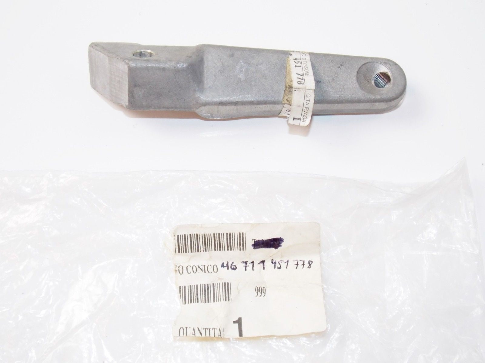NOS OEM BMW K100/RT/RS FOOTREST RIGHT # 46711451778 - MotoRaider