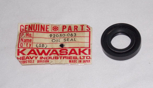 NOS KAWASAKI 1973-2001 OIL SEAL KE100 MC1 KD80 KM100  92050-063 - MotoRaider