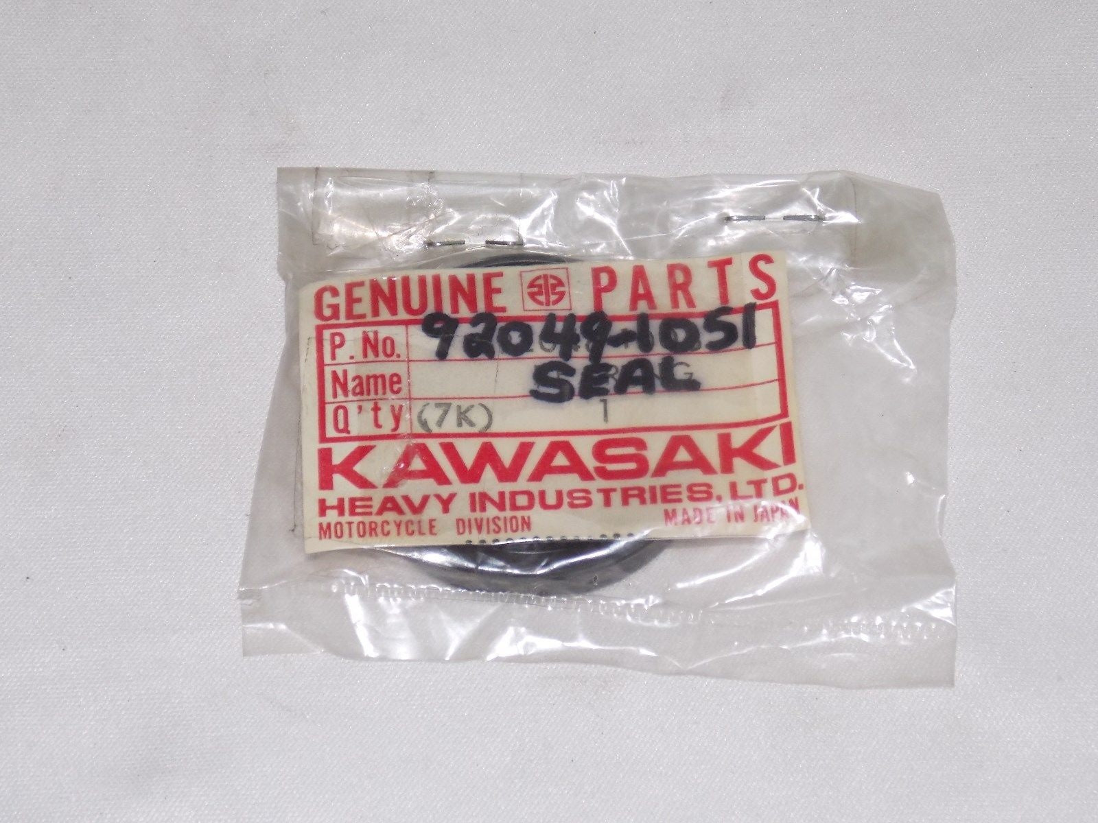 NOS KAWASAKI 1980-2000 OIL SEAL KX250 KDX250 KXT250  92049-1051 - MotoRaider