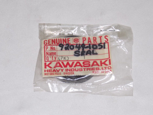 NOS KAWASAKI 1980-2000 OIL SEAL KX250 KDX250 KXT250  92049-1051 - MotoRaider
