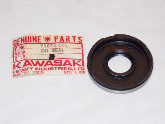 NOS KAWASAKI 1967 1968 1969 OIL SEAL C2 92052-002 - MotoRaider