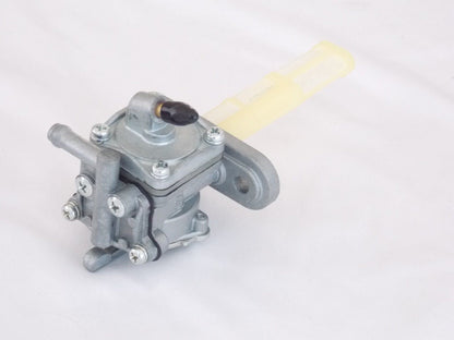 NOS YAMAHA  1978 FUEL COCK ASSY 1 XS650  2F0-24500-01 - MotoRaider