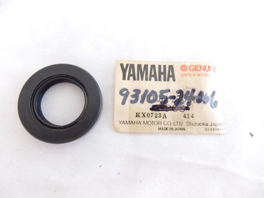 NOS YAMAHA 1962-1969 OIL SEAL SDD-TYPE YDS2/3/5 YM1/2 YR1/2 R3  93105-24006 - MotoRaider