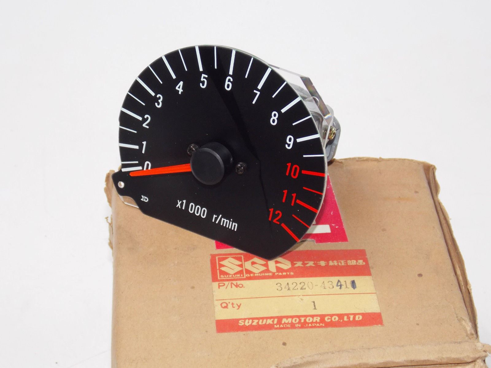 NOS OEM NEW SUZUKI 1984 1985 1986 GSX550 GSX 550 TACHOMETER TACH 34220-43411 - MotoRaider