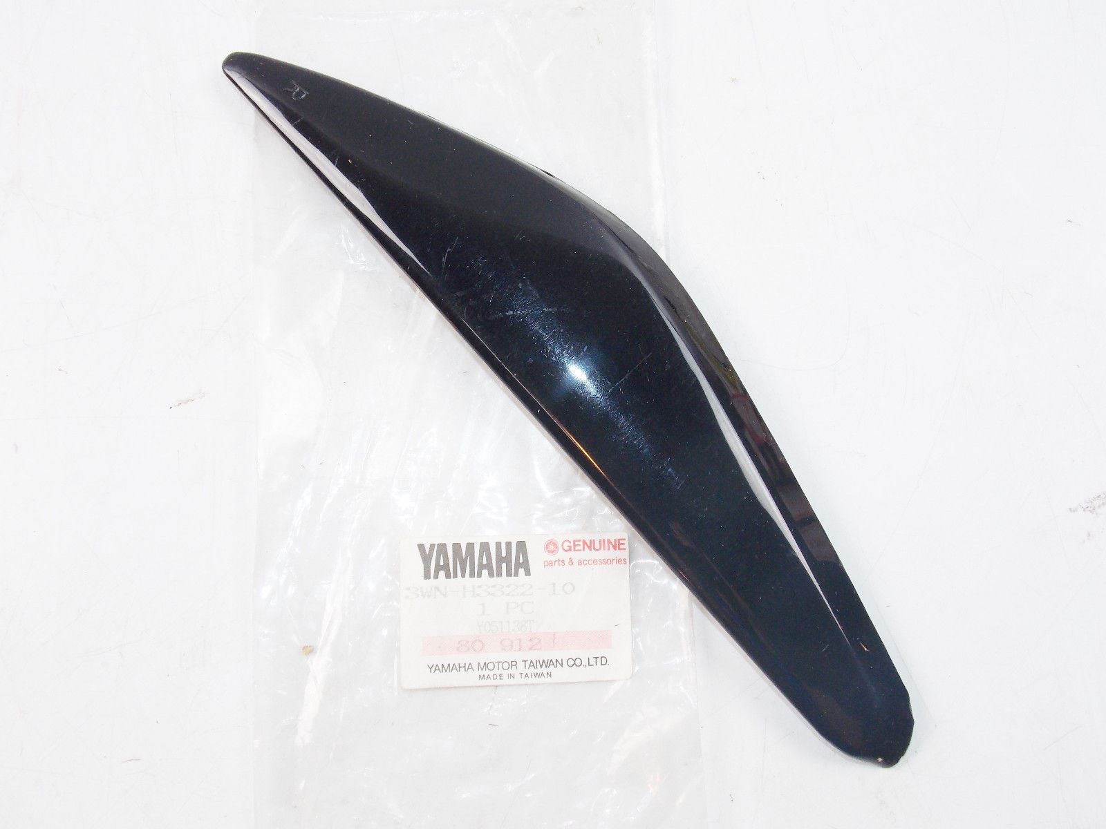 OEM GENUINE NEW YAMAHA 1991 CR50Z CR50 SCOOTER LENS FLASHER 3WN-H3322-10 - MotoRaider