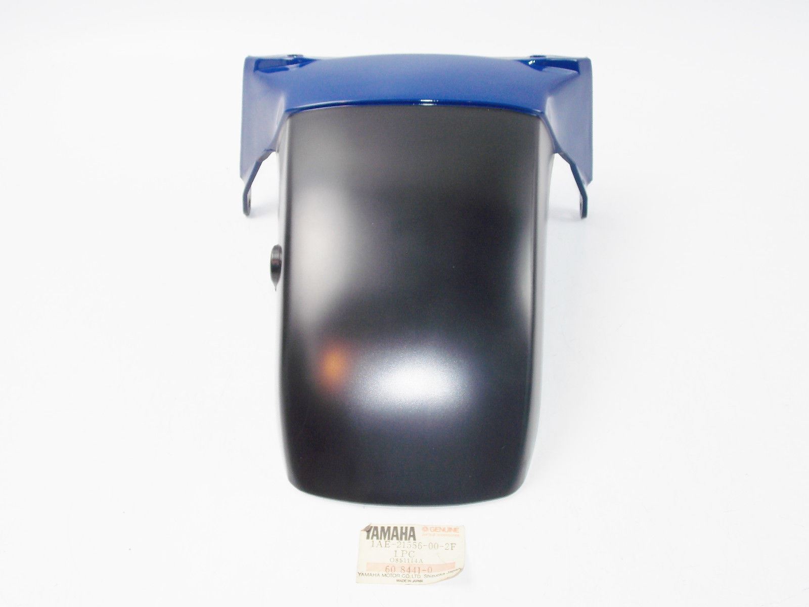 OEM NOS YAMAHA 1986 FZ750 FRONT FENDER BLUE BLACK MUD GUARD 1AE-21556-00-2F - MotoRaider