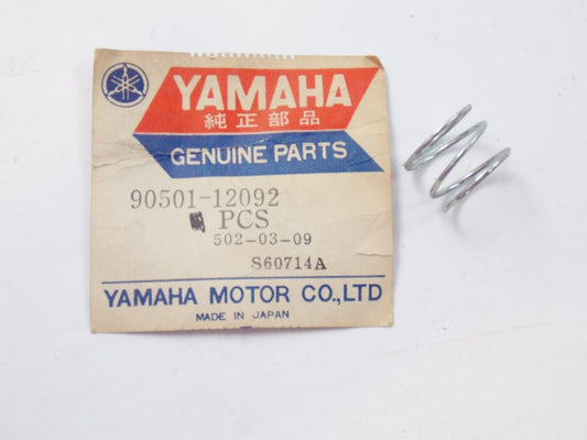 NOS OEM YAMAHA 1963-1966 SHIFTER COMPRESSION SPRING YG1 YJ1 MG1 90501-12092 - MotoRaider