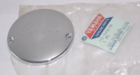 NOS OEM YAMAHA 1966 1967 1968 1969 OIL PUMP COVER YL1 YAS1 AS2  132-15416-00 - MotoRaider