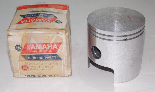 NOS OEM YAMAHA  1971 1972 1973 PISTON STD SL292  812-11631-00-96 - MotoRaider