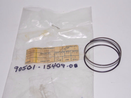 NOS YAMAHA  1969-1983 COMPRESSION SPRING XS2 R3 TX650 XS650  90501-15409 - MotoRaider