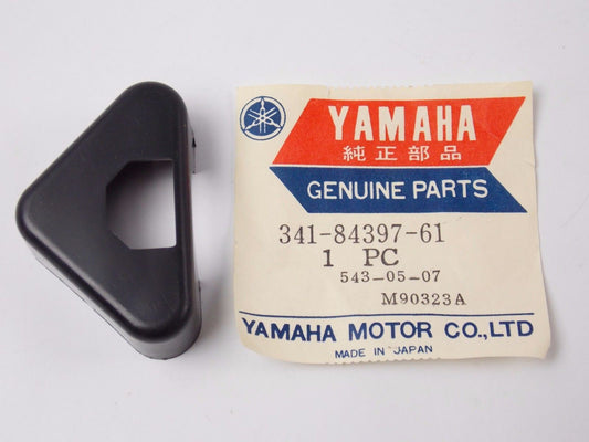 NOS YAMAHA  1973-1984 SOCKET COVER TX500 DT250 XS500 GT80 RD125  341-84397-61 - MotoRaider