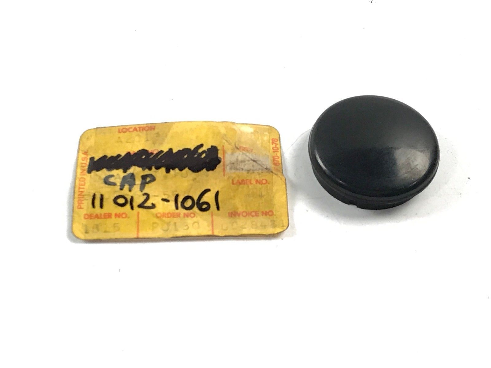 NOS KAWASAKI 1980-1982 KE175 1980 KZ550 1982-1983 KZ750 RUBBER CAP 11012-1061 - MotoRaider