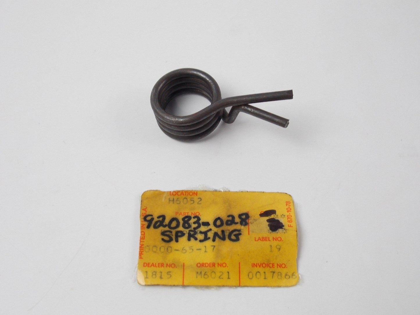 NOS OEM KAWASAKI 1973-1987 CHANGE PEDAL RETUTN SPRING ZL600 KL250  92083-028 - MotoRaider