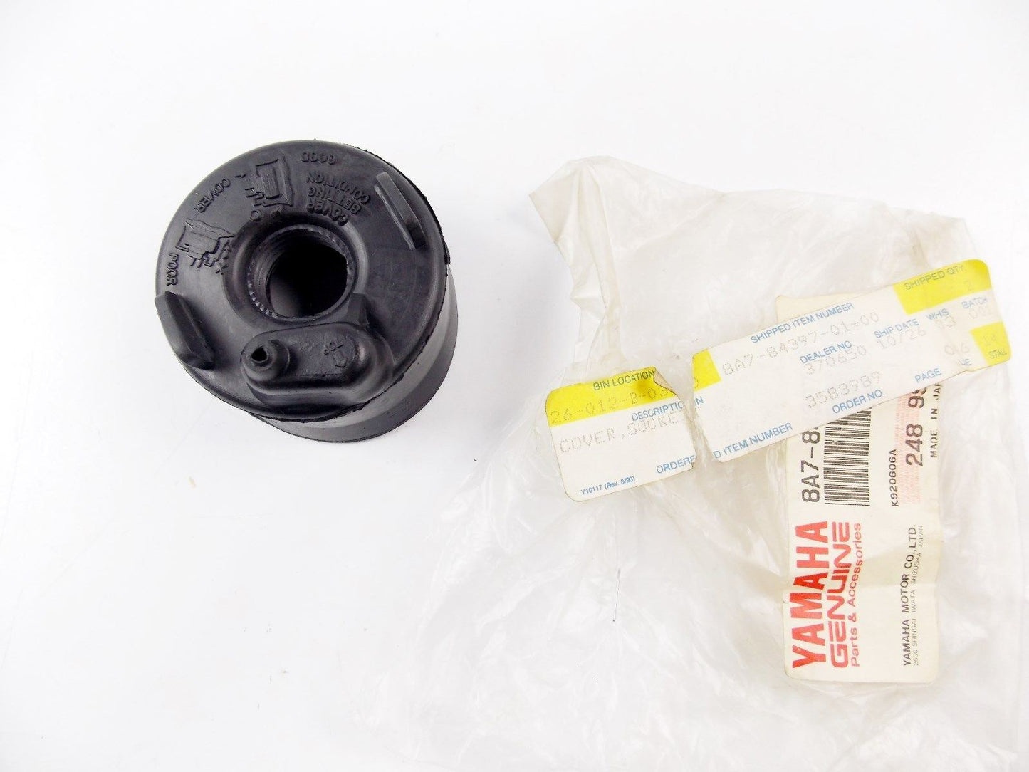 NOS OEM 1978-2011 YAMAHA SOCKET COVER VMX540 VT480 ET250 SRX440  8A7-84397-01 - MotoRaider