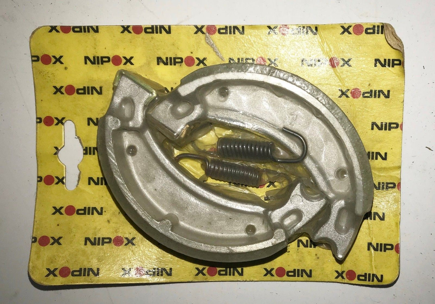 NIPOX Y518NX FRONT REAR WHEEL BRAKE SHOES YAMAHA 50 BW ACTIVE BELUGA MBK BOOSTER - MotoRaider