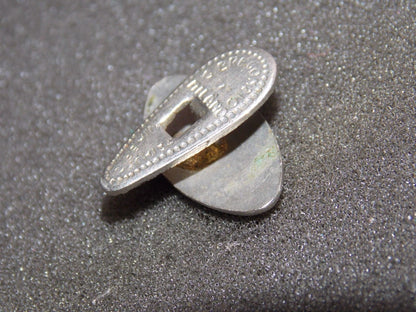 VINTAGE GILERA MOTORCYCLE LAPEL EYELET PIN BADGE ITALY SATURNO 124 125 5V STRADA - MotoRaider