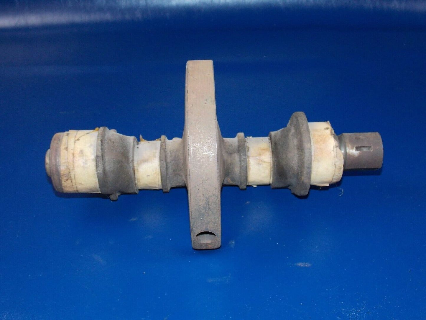 OEM 1960-70's FIAT 500 CRANKSHAFT MOTOR ENGINE VINTAGE AUTOMOBILE CINQUECENTO - MotoRaider