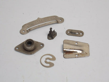 MUSIC PHONOGRAPH REPRODUCER GRAMOPHONE MIXED PARTS 78 DISC PLATE CLIP - MotoRaider
