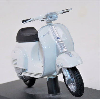 MAISTO 1969 VESPA 50 SPECIAL WHITE PIAGGIO VINTAGE SCOOTER L=4" 100mm SCALE 1:18 - MotoRaider