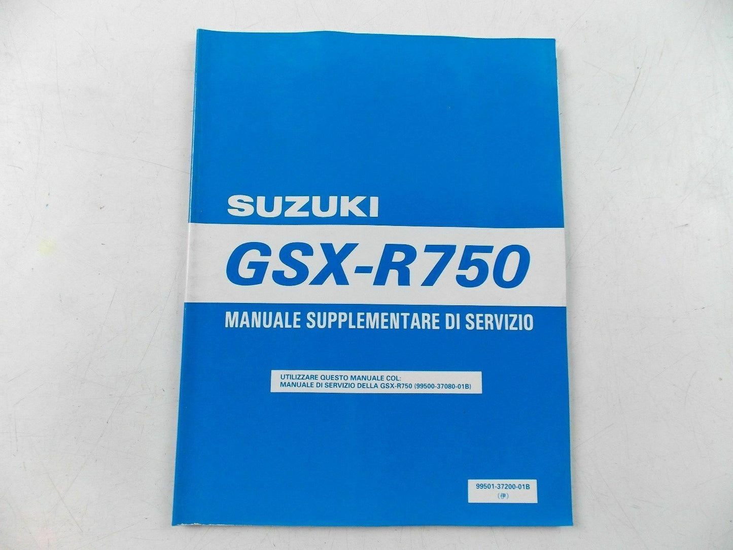 SUZUKI SUPPLEMENT SERVICE MANUAL BOOK FOR 1998 GSX-R750 99501-37200-01B ITALIAN - MotoRaider