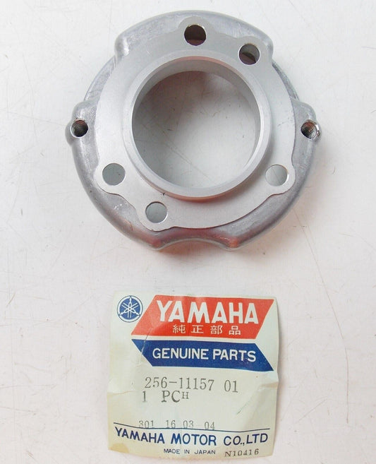 NOS YAMAHA 1970 BREAKER COVER 1 XS1 XS2 TX650   256-11157-01 - MotoRaider