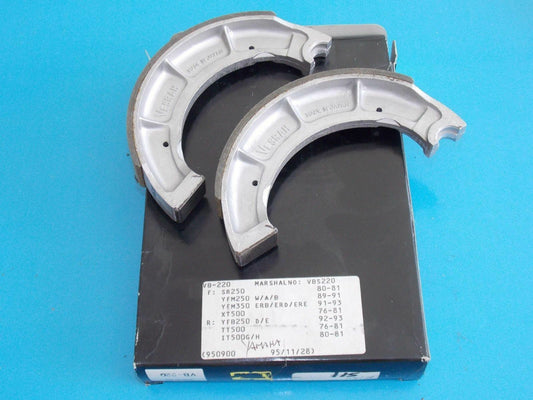 NOS VESRAH VB-220 STANDAR BRAKE SHOES YAMAHA 1980-1981 SR250 1992-1993 YFB250 - MotoRaider