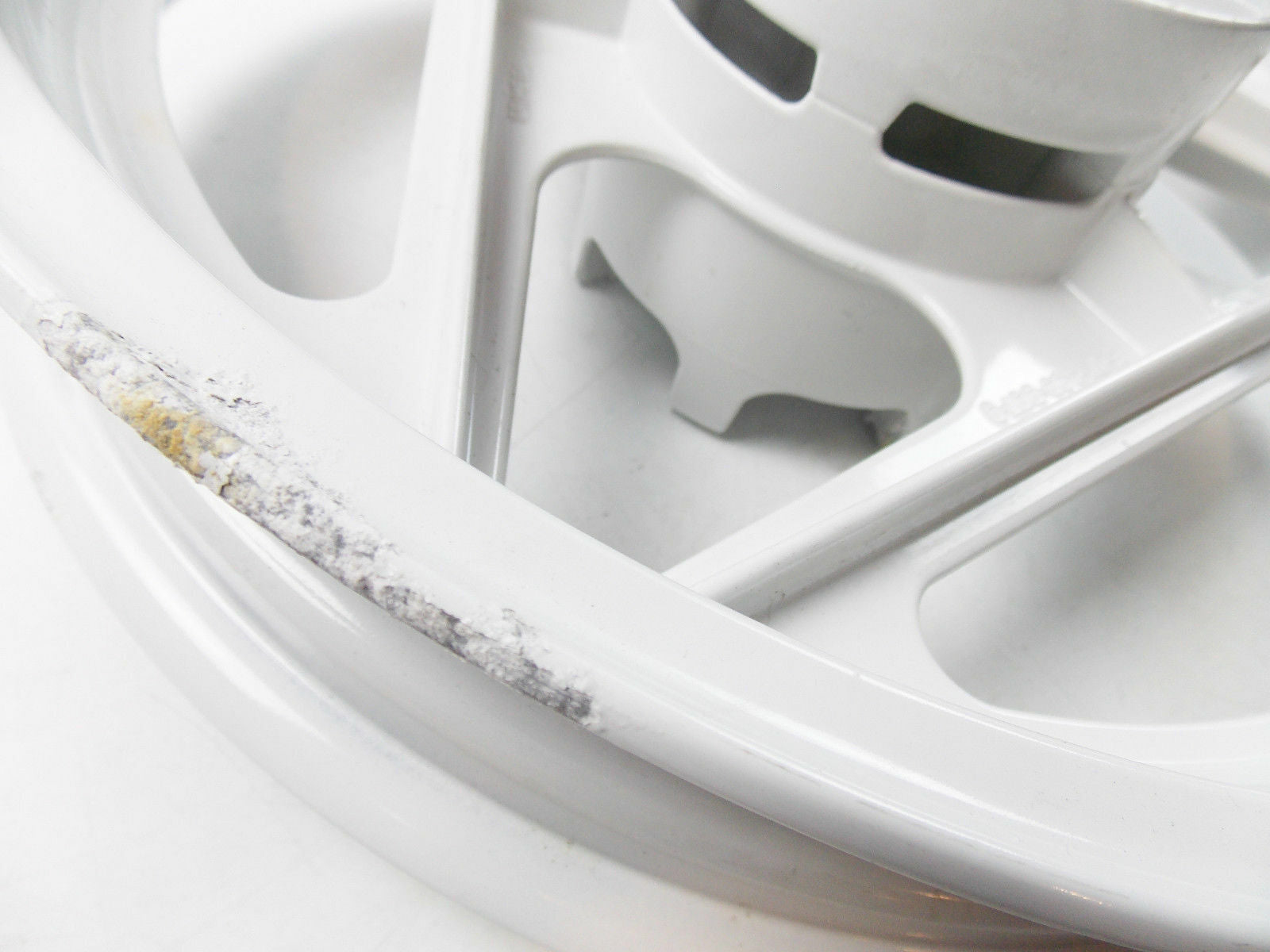 OEM CAGIVA FRECCIA 125 REAR WHEEL RIM WHITE DELTA SPOKE GRIMECA 80B053669 - MotoRaider