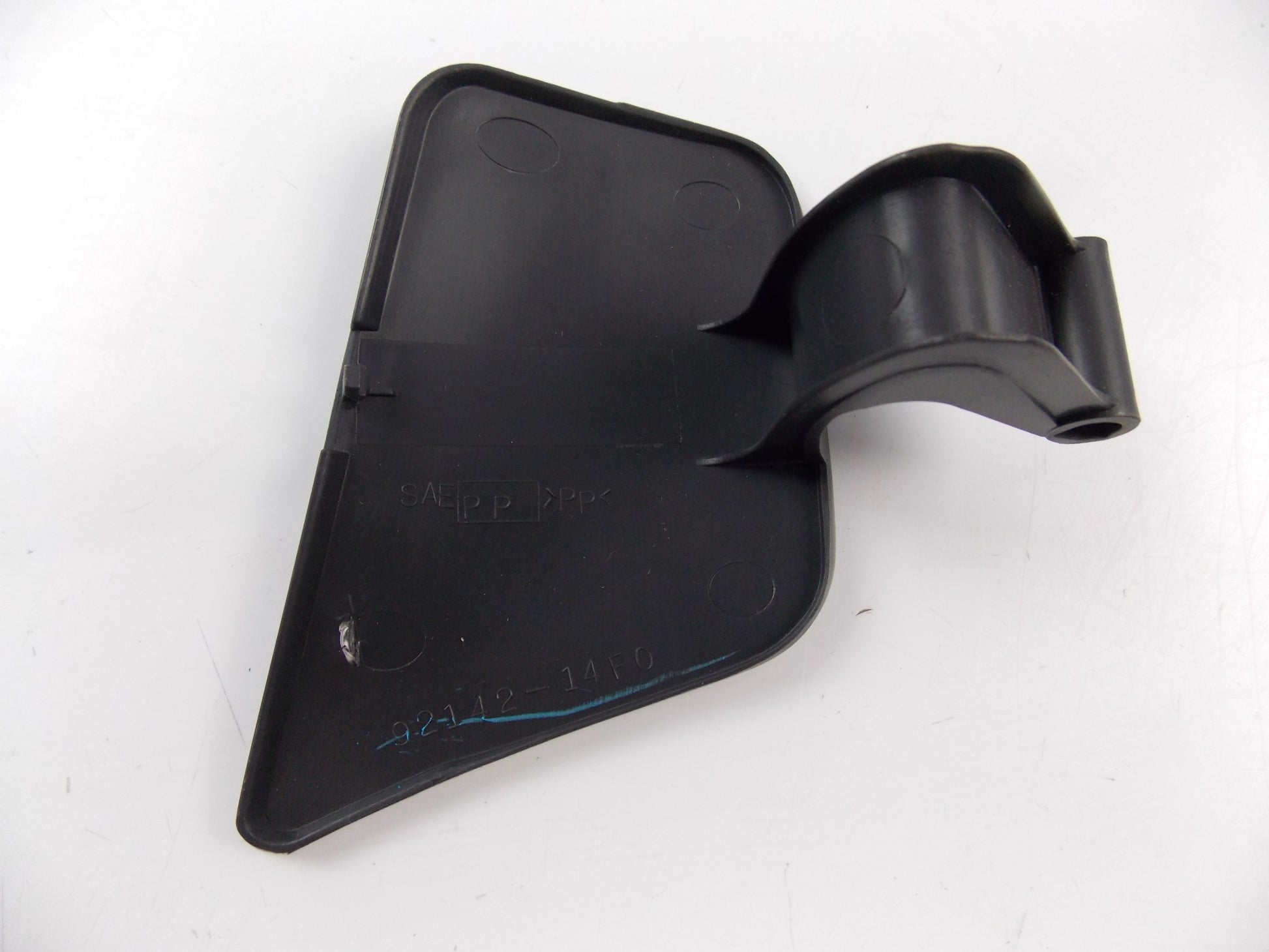 NOS OEM SUZUKI 1998-2002 AN250 BURGMAN LID FRONT UPPER BOX 92142-14F00-Y0J - MotoRaider