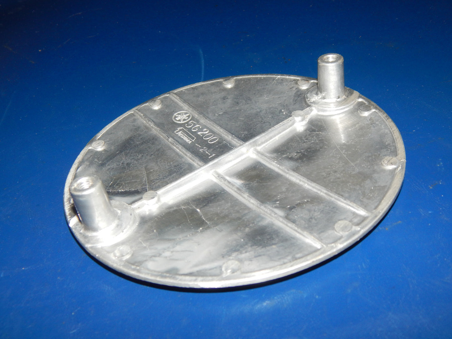 1981-85 YAMAHA XJ 650 750 SECA MAXIM ENGINE CRANKACASE COVER 5G2-15417 - MotoRaider