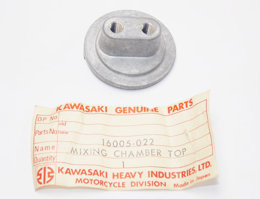 NOS OEM KAWASAKI 1970-1972 F5 / F8 CARBURETOR MIXING CHAMBER TOP 16005-022 - MotoRaider