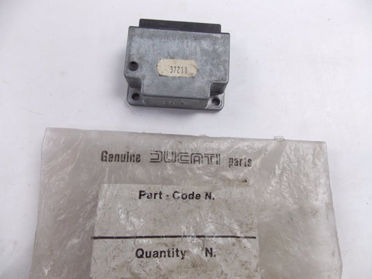 NOS OEM CAGIVA VOLTAGE REGULATOR 125 SXS 12V CC DB 800037211 | DANSI 110622 - MotoRaider