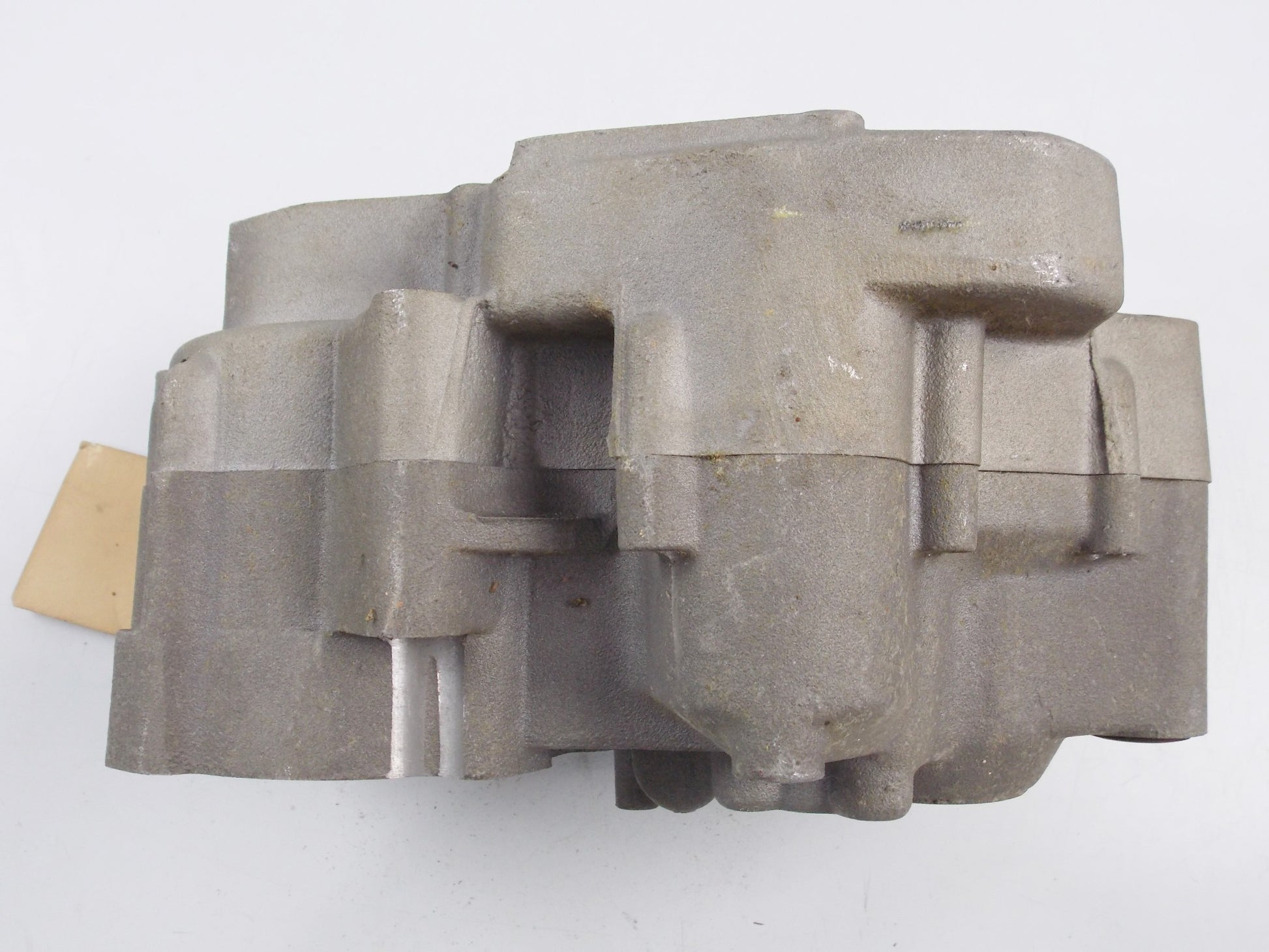 NOS OEM KTM 1984 250 ENGINE CENTER CASE MOTOR CRANKCASE 54330000144 - MotoRaider