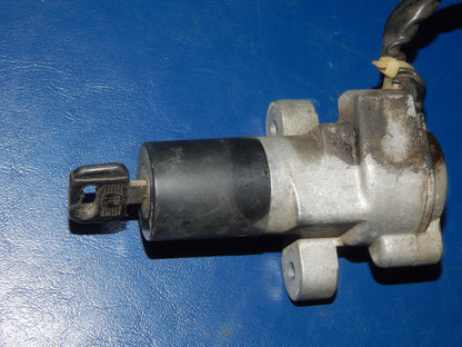 1993 SUZUKI BANDIT GSF 400 IGNITION CYLINDER LOCK+KEY VINTAGE JAPAN - MotoRaider
