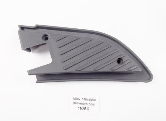 OEM GARELLI Xo 125 150 200 RH PASSENGER  FOOREST HOUSING COVER GA428A56251200 - MotoRaider