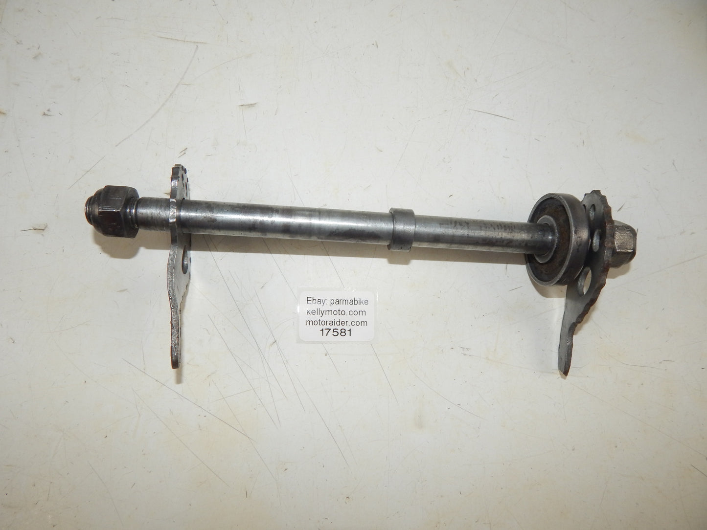 70's FANTIC MOTOR 125 TRIAL REAR WHEEL PIN BOLT AXLE+CHAIN ADJUSTER+NUT VINTAGE - MotoRaider