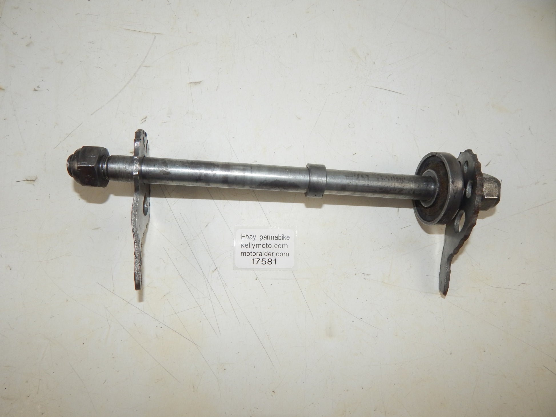 70's FANTIC MOTOR 125 TRIAL REAR WHEEL PIN BOLT AXLE+CHAIN ADJUSTER+NUT VINTAGE - MotoRaider
