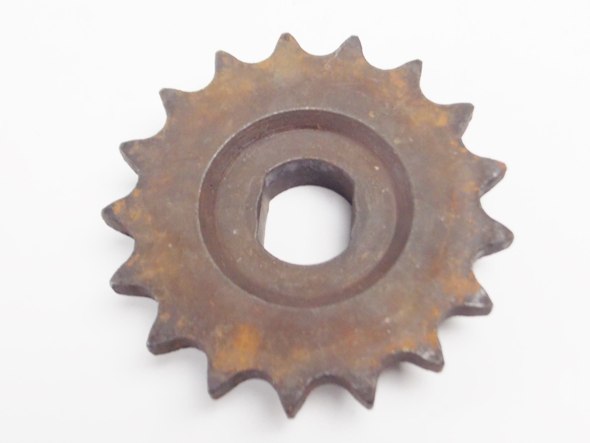 LAVERDA ZUNDAPP LZ 125 175 ENGINE MOTOR ZUNDAPP FRONT COUNTER SPROCKET 17T - MotoRaider