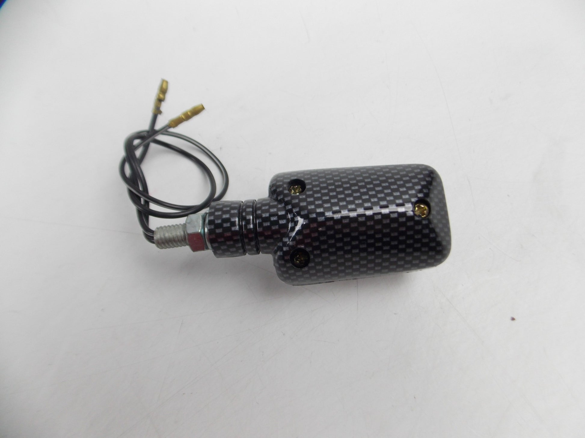 UNIVERSAL BLINKER TURN SIGNAL FLASHER CARBON FIBER LOOK CLEAR LENS 50R LENGTH 3" - MotoRaider