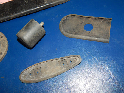 PORSCHE 356 MIX RUBBER PARTS DOOR TURN SIGNAL SENDING UNIT PLATE LIGHT TRIM SEAL - MotoRaider