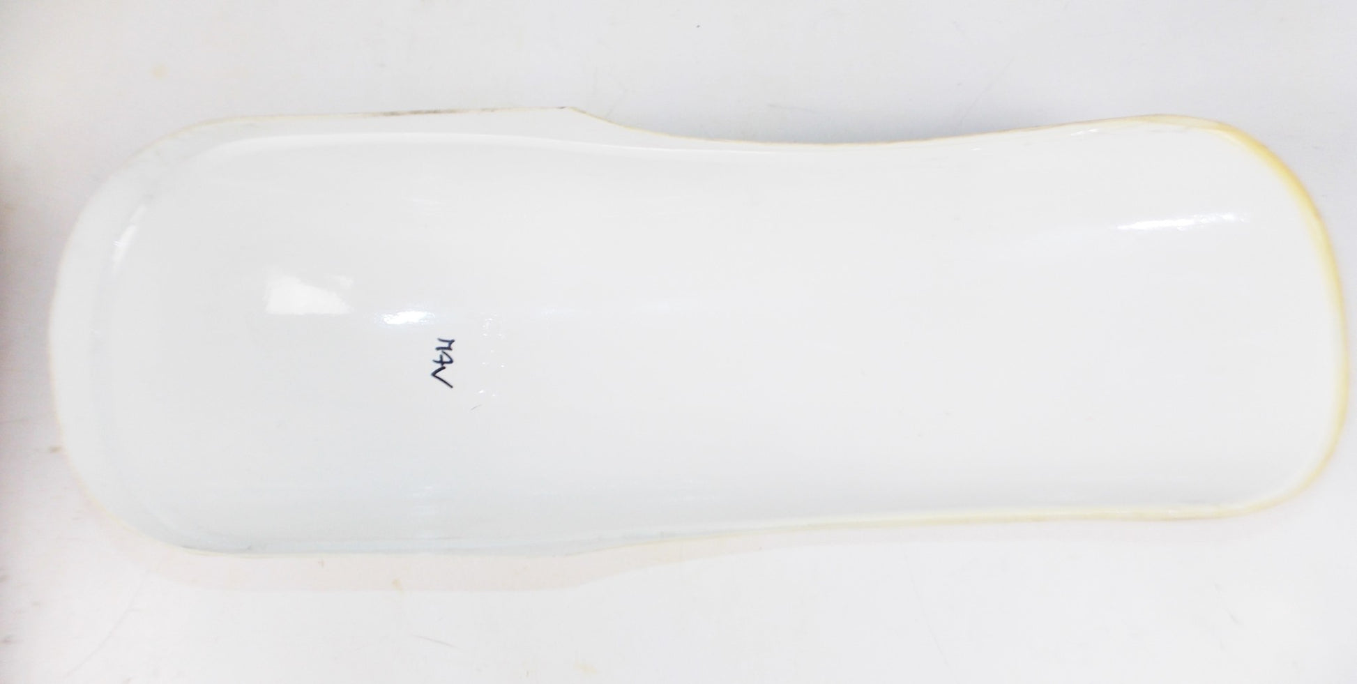 VINTAGE WHITE MOTOCROSS REAR FENDER L=22" W=7.5" MAV BETA CAGIVA GILERA APRILIA - MotoRaider