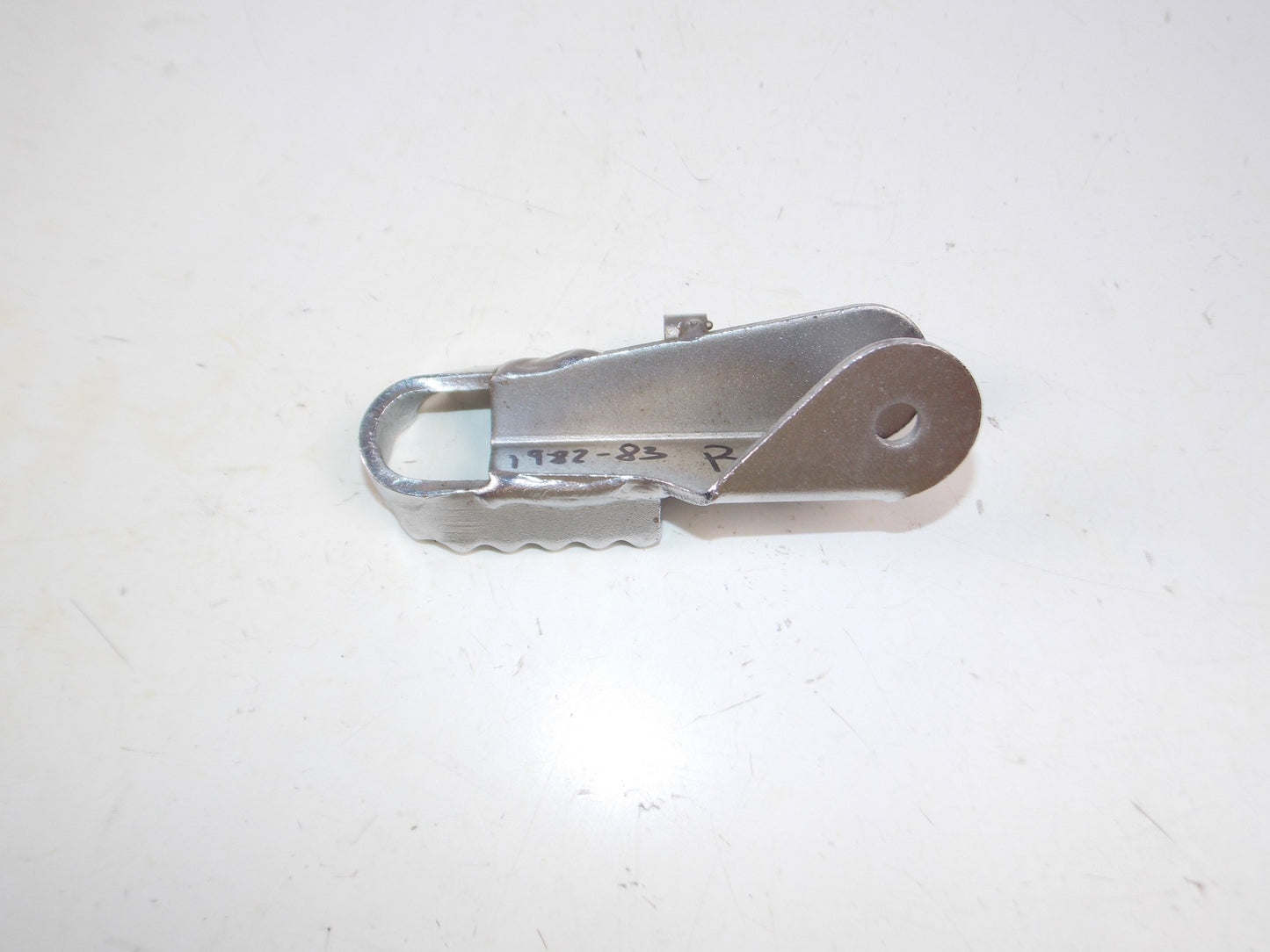 1982-1983 BETA CR 250 500 FRAME CHASSIS RIGHT FOOT PEG + RH LH SPRINGS VINTAGE - MotoRaider