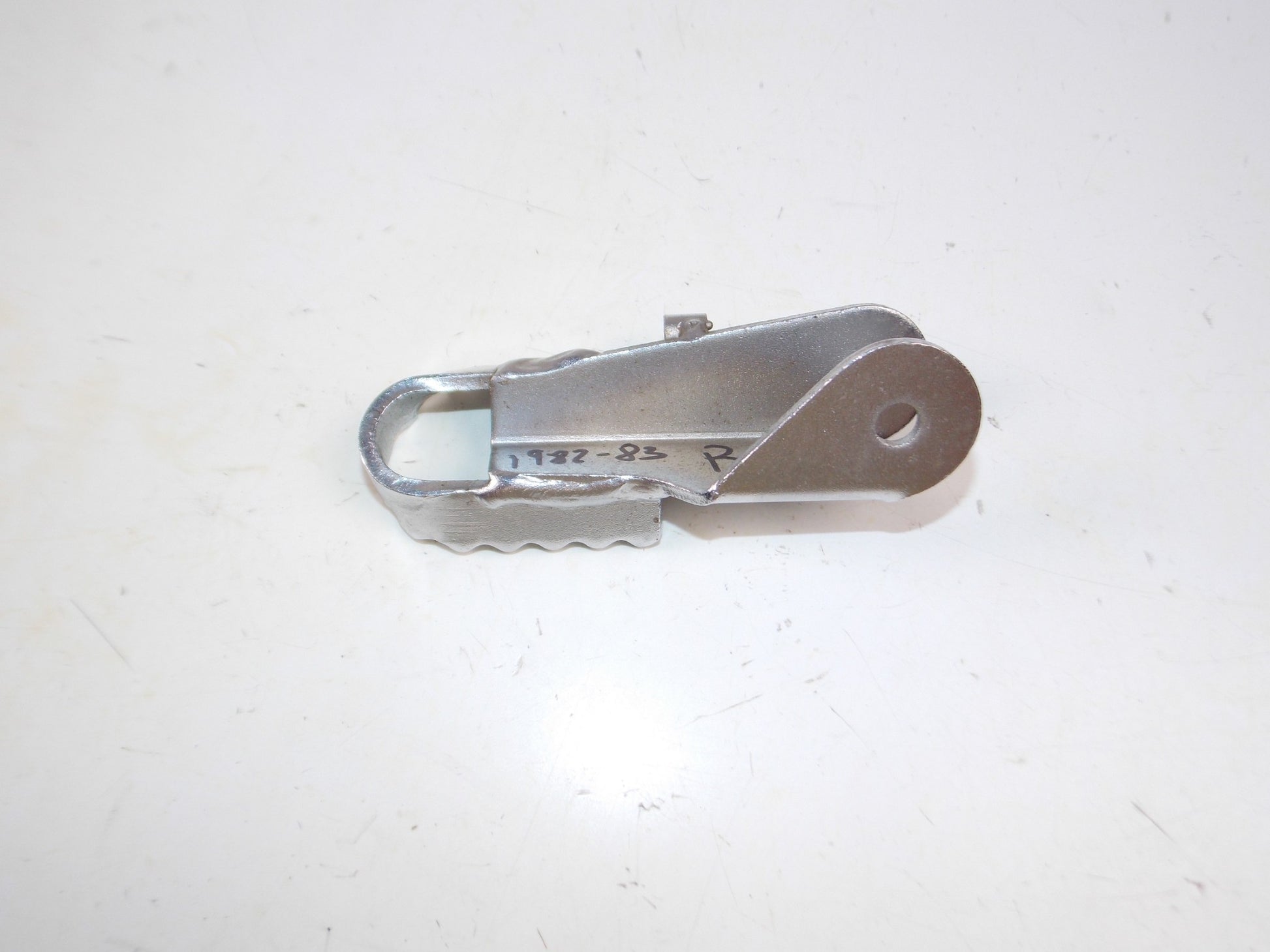 1982-1983 BETA CR 250 500 FRAME CHASSIS RIGHT FOOT PEG + RH LH SPRINGS VINTAGE - MotoRaider