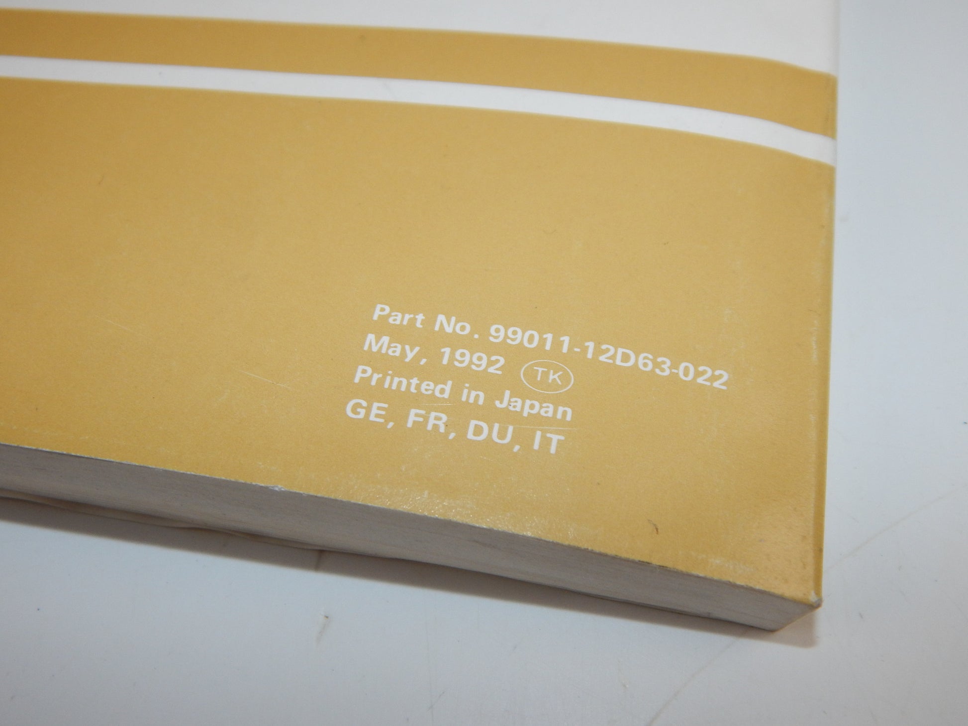 1992 SUZUKI DR650-RSE USER OWNER MANUAL BOOK 99011-12D63-022 MULTI LANGUAGE - MotoRaider