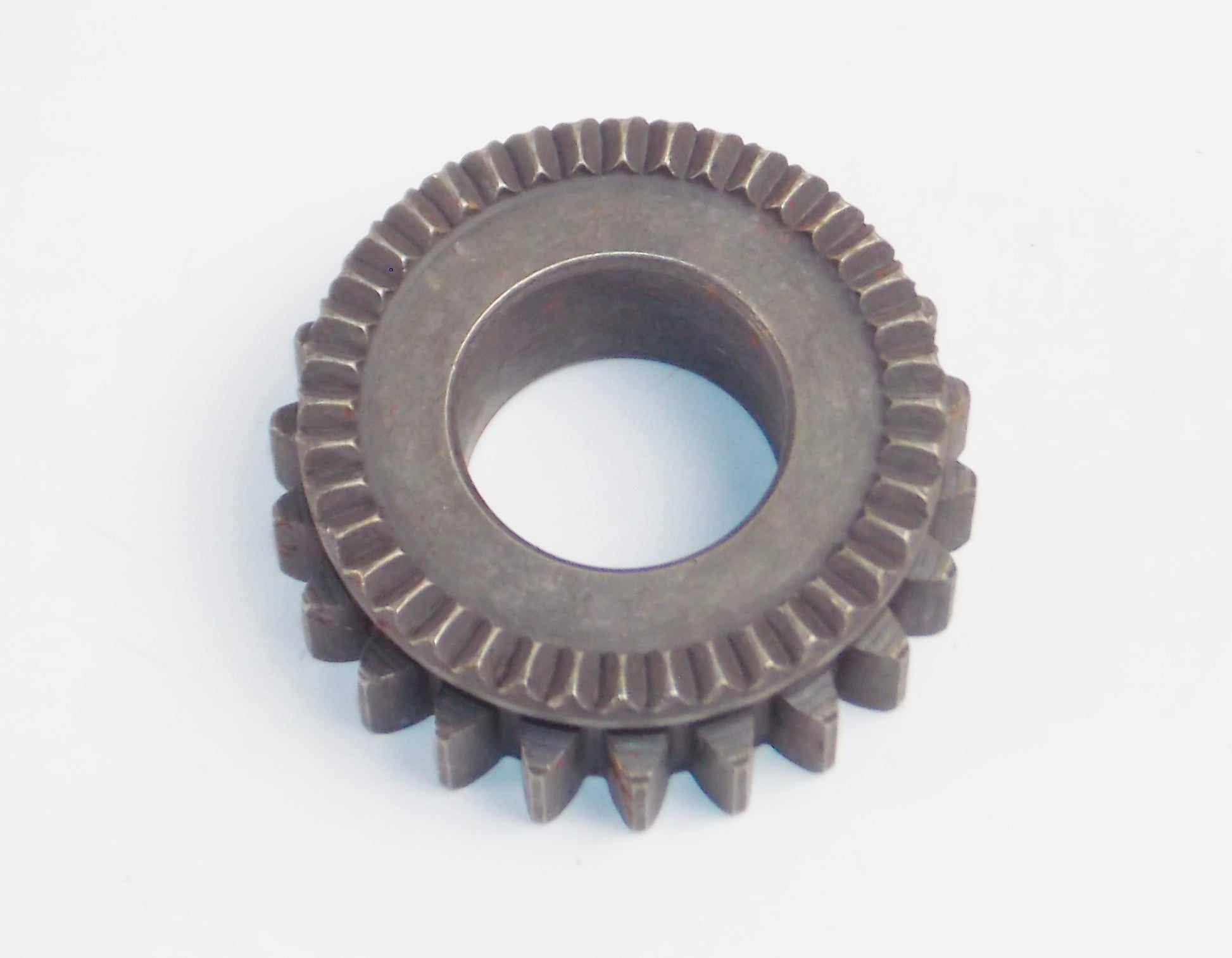 NOS OEM ZUNDAPP LAVERDA MOTOR GEAR TRANSMISSION GEARBOX 285-05  169 - MotoRaider