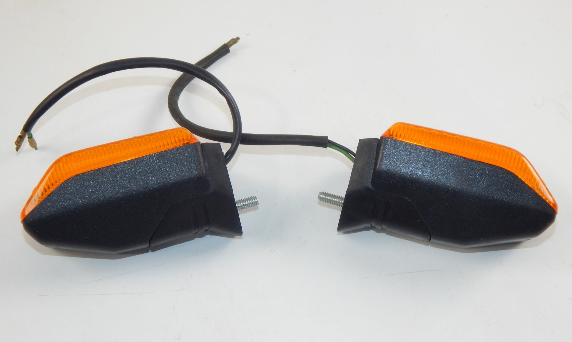 Triom 21.0051/1 P25-1 R19-10 210052/1 RH LH TURN SIGNAL INDICATOR MOTORCYCLE - MotoRaider