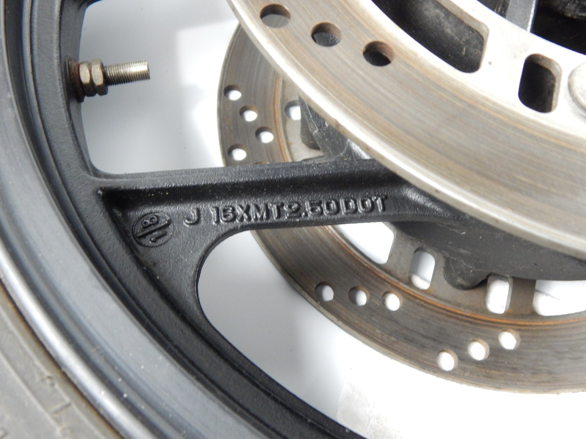 1986-1987 KAWASAKI GPX 750 RIM TIRE METZELLER FRONT WHEEL+BRAKE DISCS ROTOR - MotoRaider